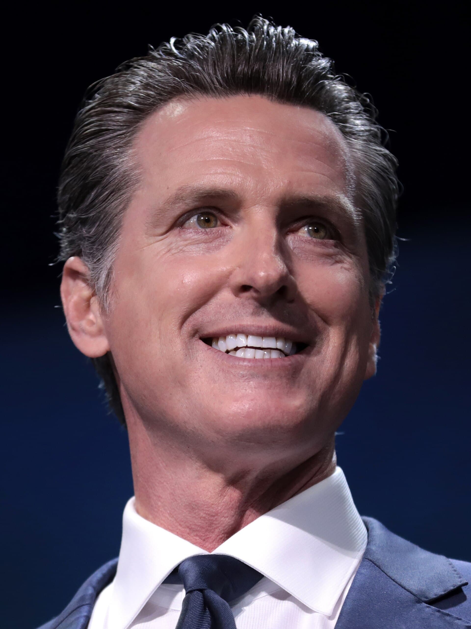 Gov. Gavin Newsom speaking at the California Democratic Party State Convention in San Francisco, June 1, 2019 (file photo)