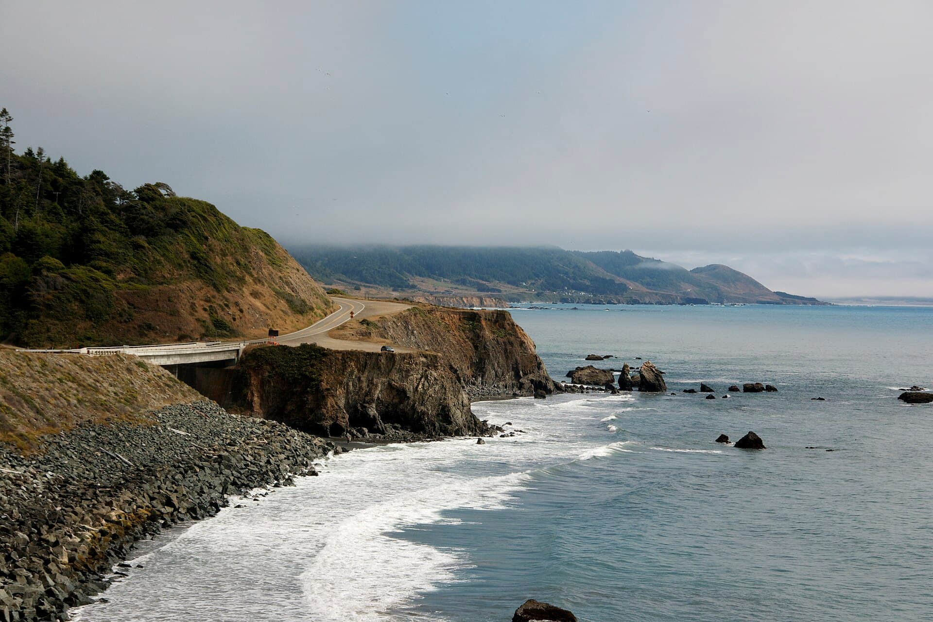Highway 1 along the Mendocino County coast near Westport, California, photographed Aug. 1, 2011 (file photo)