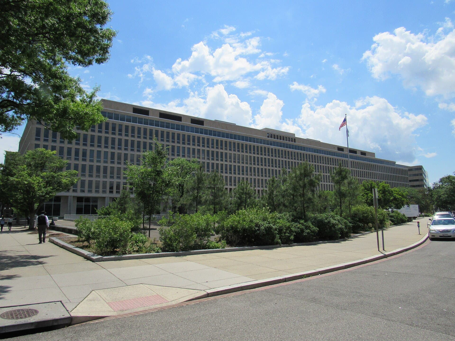 The Lyndon Baines Johnson Building, headquarters of the U.S. Department of Education in Washington, May 31, 2017 (file photo)